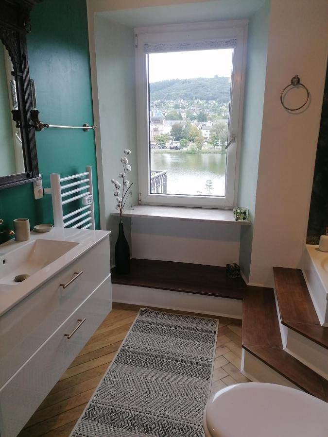 Voll Ausgestattete Wohnung Mit Moselblick 알프 외부 사진